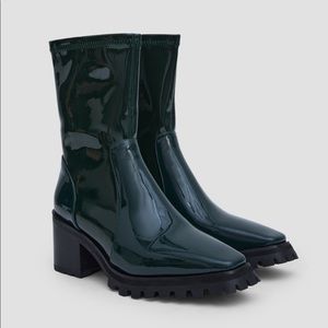 Lattelier Shinny Leather Boots